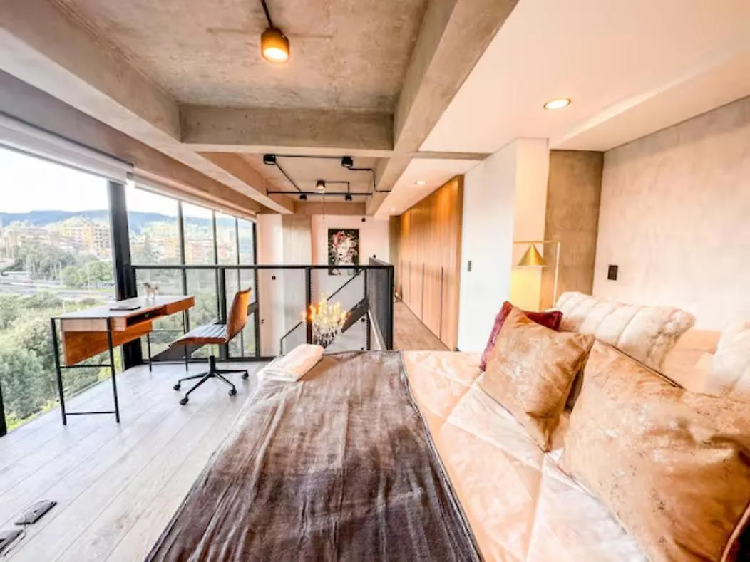 Skyline Suites - Elegant Living With Coworking & Scenic Views Bogota