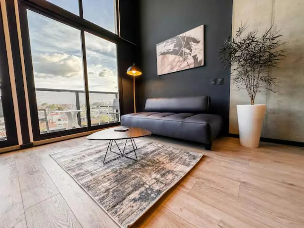 Skyline Suites - Elegant Living With Coworking & Scenic Views Bogota