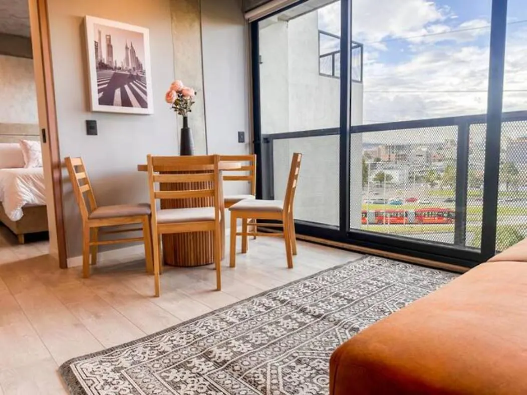 Skyline Suites - Elegant Living With Coworking & Scenic Views Bogota