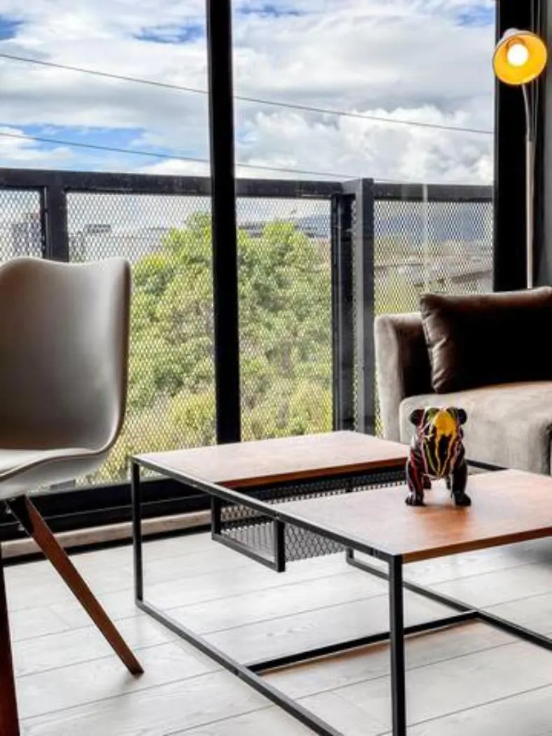 Skyline Suites - Elegant Living With Coworking & Scenic Views Bogota
