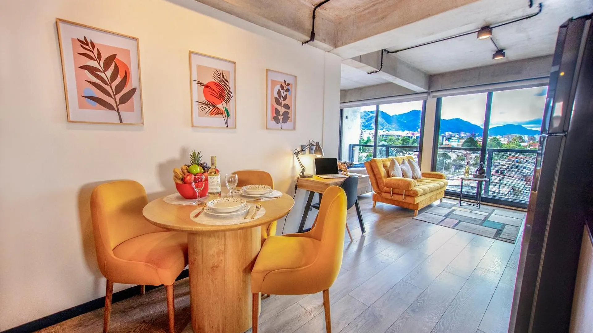Skyline Suites - Elegant Living With Coworking & Scenic Views Bogota 0*,  Colombia